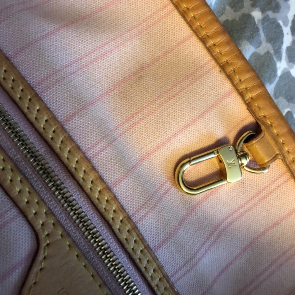 Real Louis Vuitton Delightful Purse - Picture 3 of 5